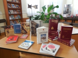 Книжный подарок из Севастополя
